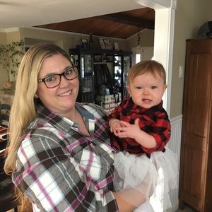 Meet your Posher, Claire